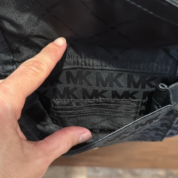 Michael Kors Black jet set signature tote bag purse - Picture 2 of 9